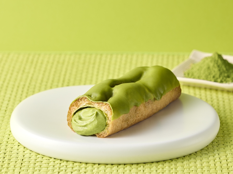 天空の抹茶エクレア