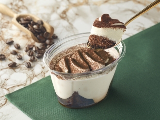 クリーミーＤｏｌｃｅ・くちどけティラミス